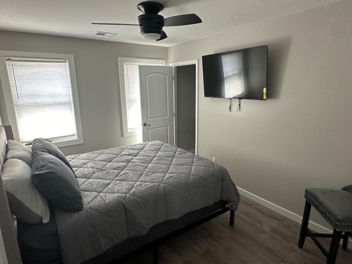 Welcome To Your Retreat! And Cozy Holiday home *